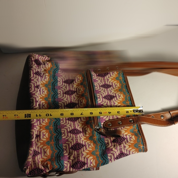 Multi color Ladies Handbag Relic Shoulder straps Snap Closure Boho - Picture 2 of 11